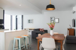 Blinco Hideaway- Modern Spacious 1br Art Precinct W Balcony